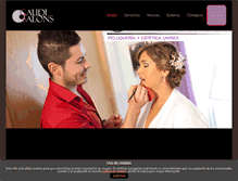 Tablet Screenshot of gaudisalonsestilistas.com